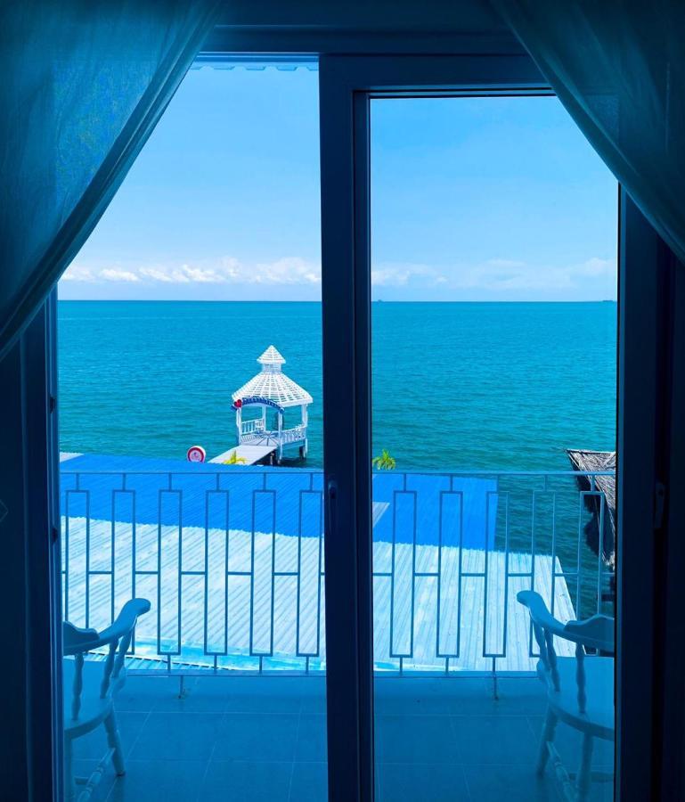 Restaurante Y Hotel “La Pesca” Puerto Barrios Kültér fotó