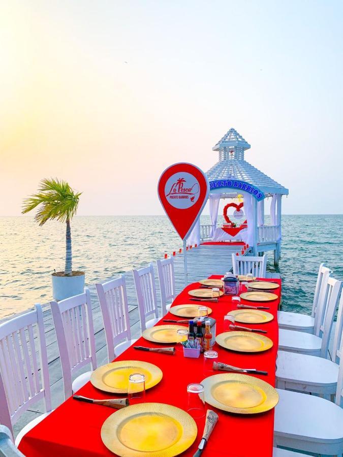 Restaurante Y Hotel “La Pesca” Puerto Barrios Kültér fotó