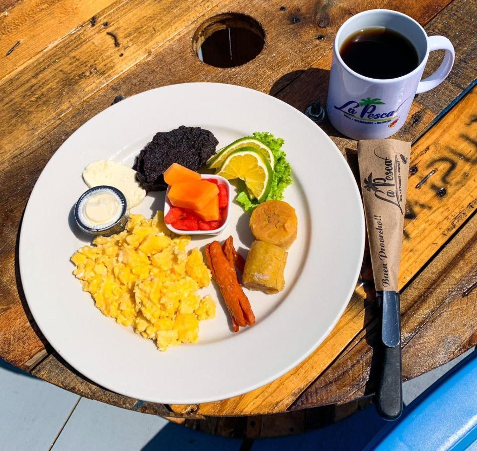 Restaurante Y Hotel “La Pesca” Puerto Barrios Kültér fotó
